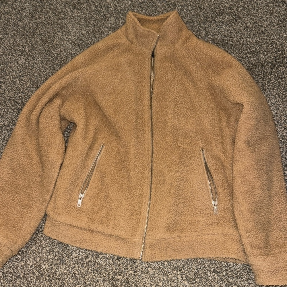 Forever 21 Teddy brown fuzzy zip up jacket!!